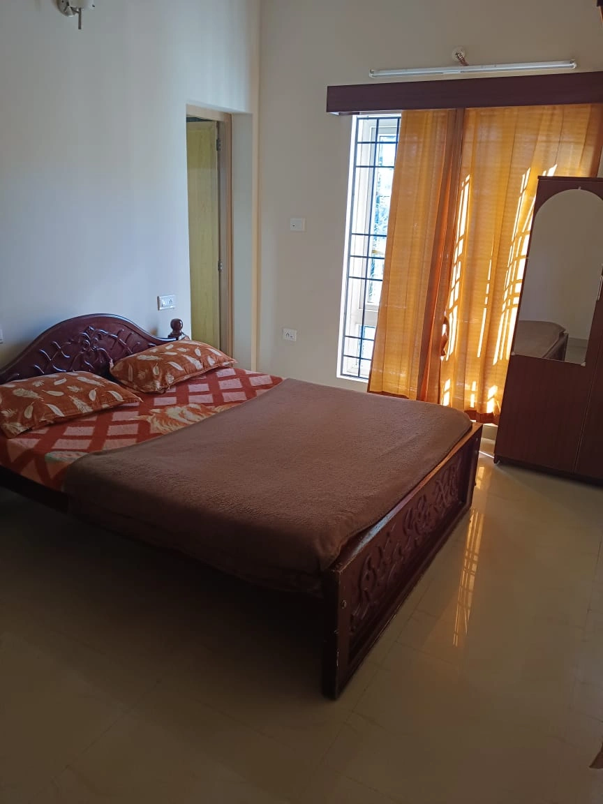 Ramesh Cottage Spacious Bedroom